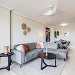 Apartmán Luxury Sunset Golf With Spacious Private Garden & Seaview *