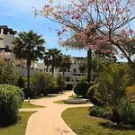 Apartmán Luxury Sunset Golf With Spacious Private Garden & Seaview *