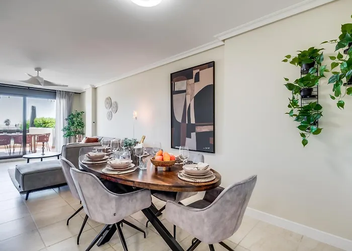 Appartement Luxury Sunset Golf With Spacious Private Garden & Seaview