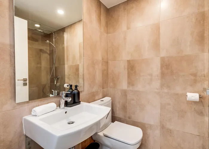 Luxury Sunset Golf With Spacious Private Garden & Seaview * Estepona