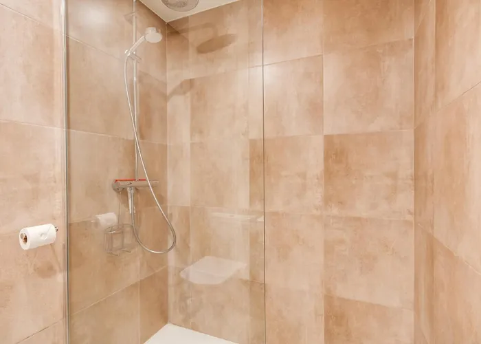 Apartment Luxury Sunset Golf With Spacious Private Garden & Seaview Estepona